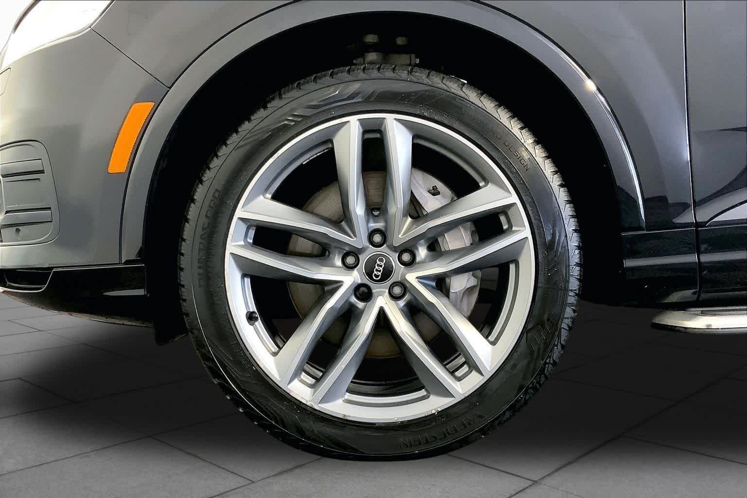 Used 2018 Orca Black Metallic Audi Prestige image 11
