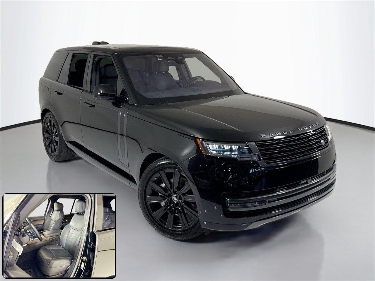 Used 2023 Santorini Black Metallic Land Rover SE image 2