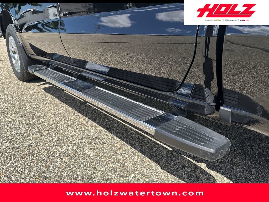 Used 2023 Black Chevrolet LT image 5