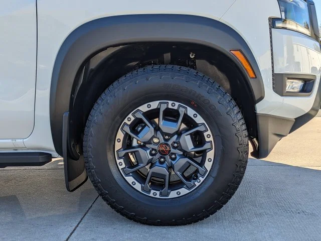 New 2026 White Nissan PRO-X image 11