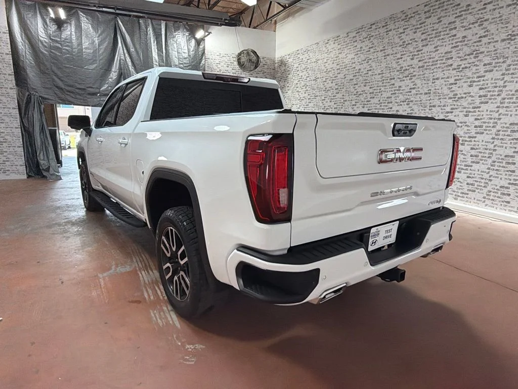 Used 2022 Summit White GMC AT4 image 5
