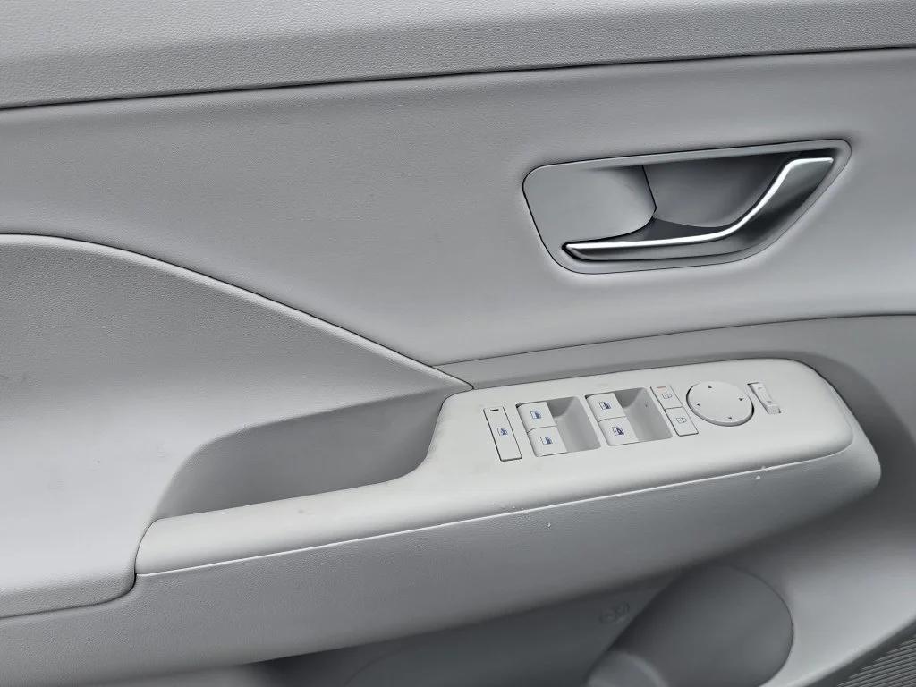 New 2027 Green Hyundai SEL Premium image 16