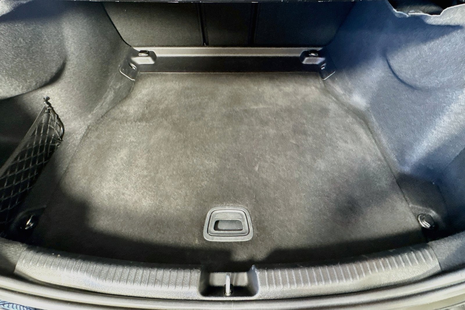 Used 2023 Obsidian Black Metallic Mercedes-Benz C 300 image 25