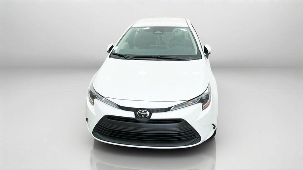 New 2027 Wind Chill Pearl Toyota LE image 16