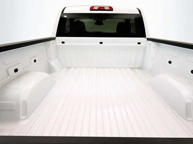 New 2026 Summit White Chevrolet WT image 24