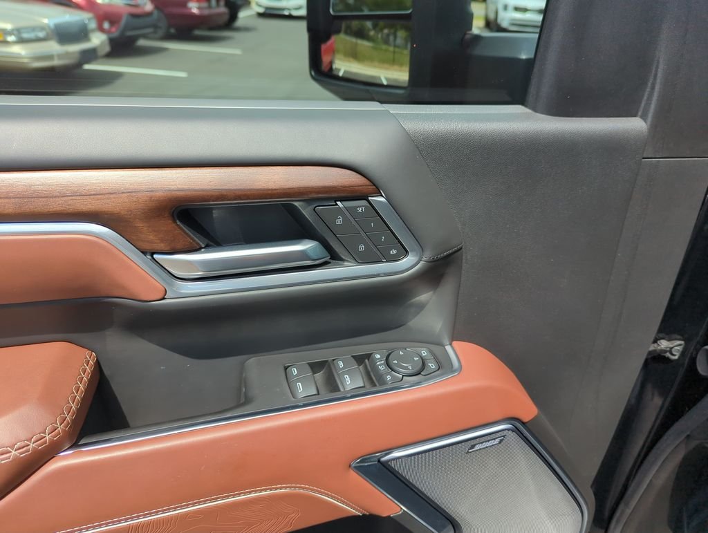 Used 2025 Black GMC Denali Ultimate image 19