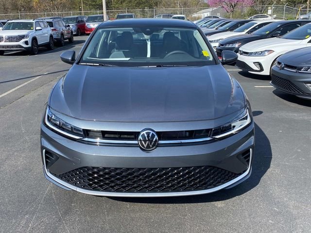 New 2026 Silver Volkswagen 1.5T SE image 2