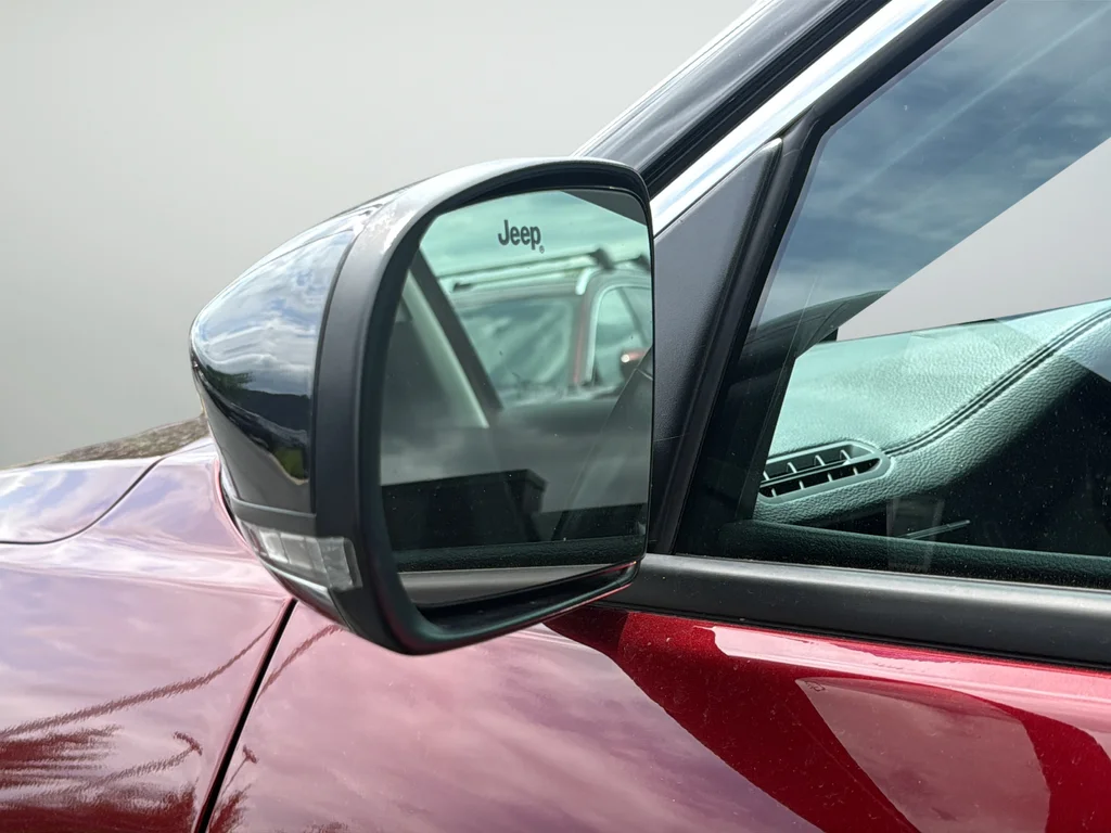Used 2022 Red Jeep Limited image 32