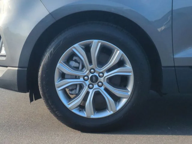 Used 2024 Gray Ford Titanium image 17