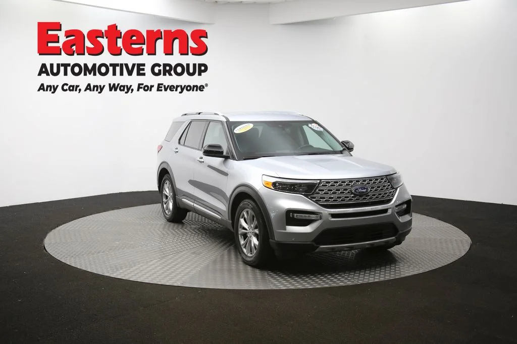 Used 2024 Silver Ford Limited image 55