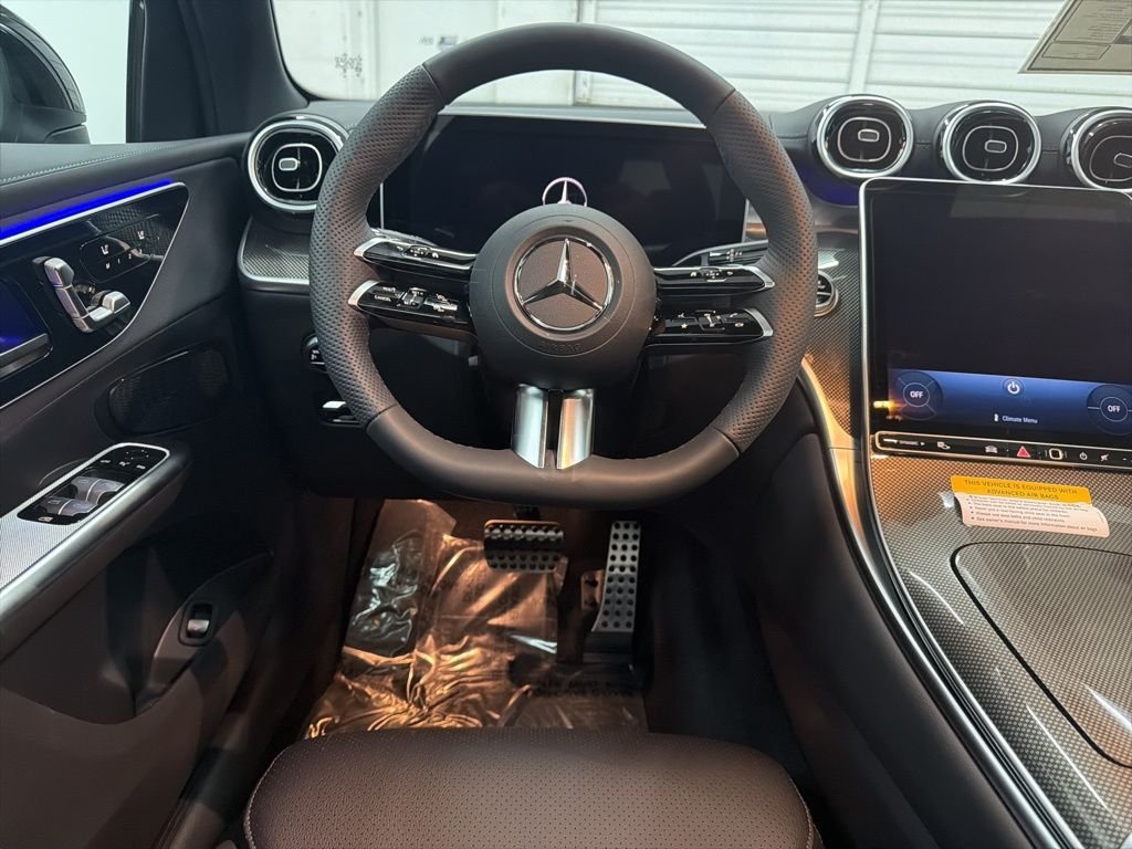 Used 2026 Black Mercedes-Benz GLC 300 image 21