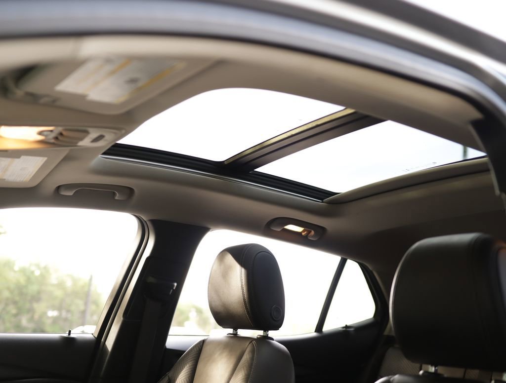 Used 2020 SATIN STEEL METALLIC Buick Essence image 23