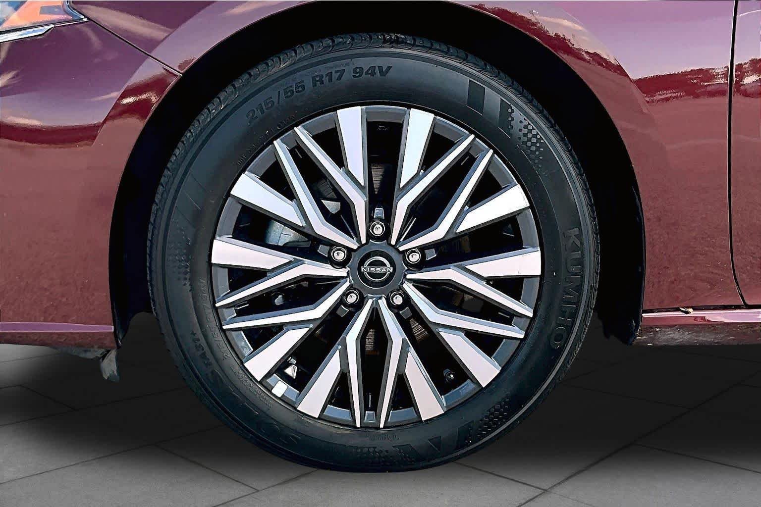 Certified Used 2025 Garnet Pearl Metallic Nissan SV image 11