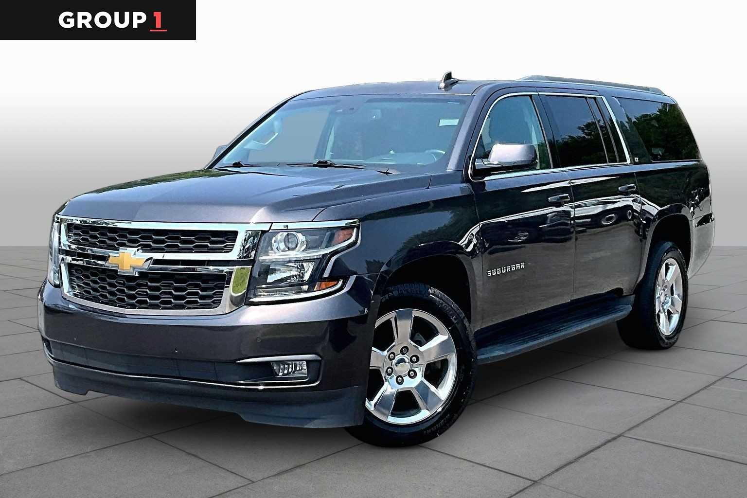 Pre-Owned 2017 Chevrolet Suburban LT