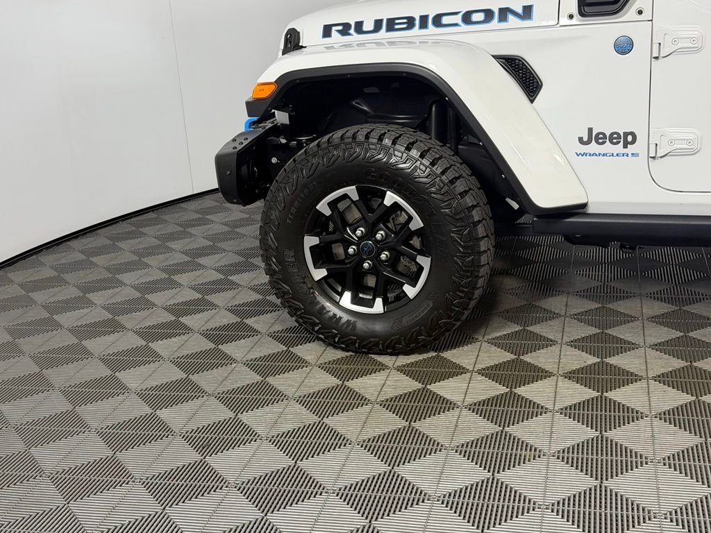 Used 2024 White Jeep Rubicon 4xe image 12