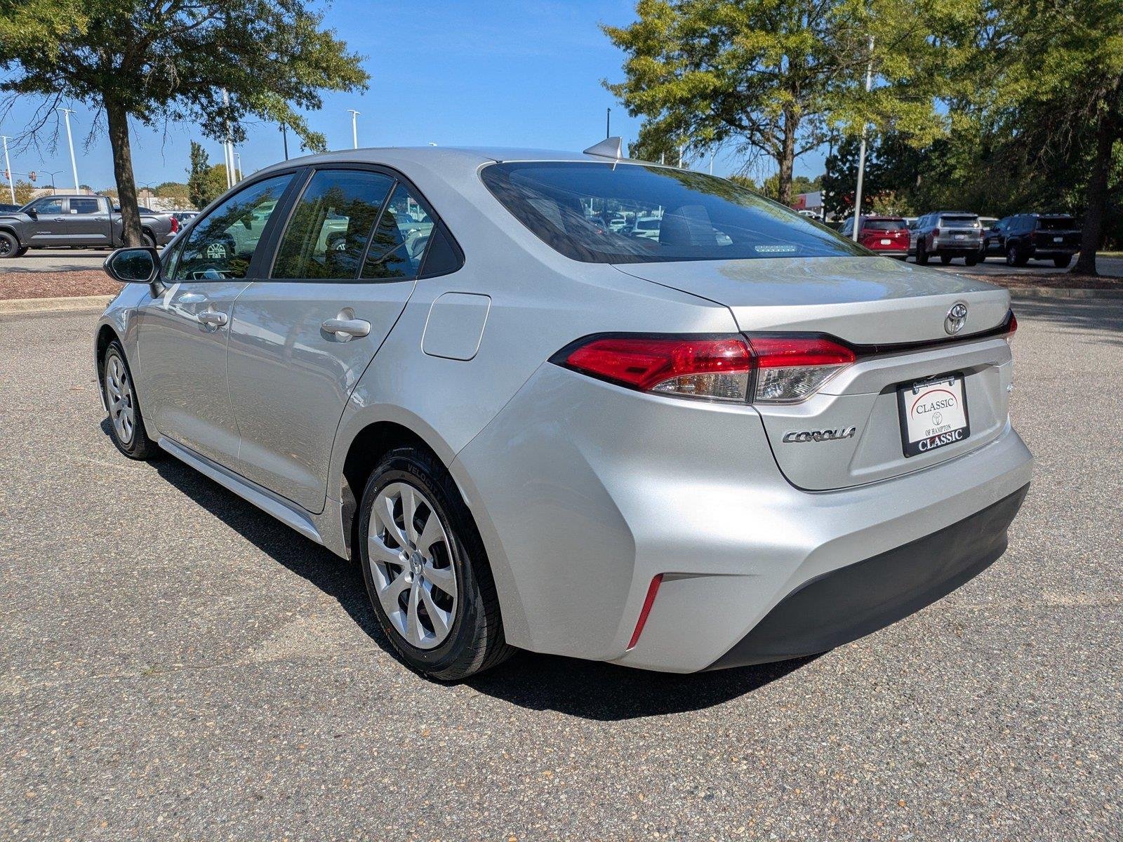 Used 2024  Toyota LE image 6