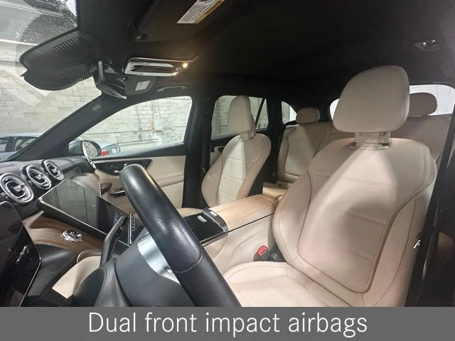 Used 2023  Mercedes-Benz GLC 300 image 14