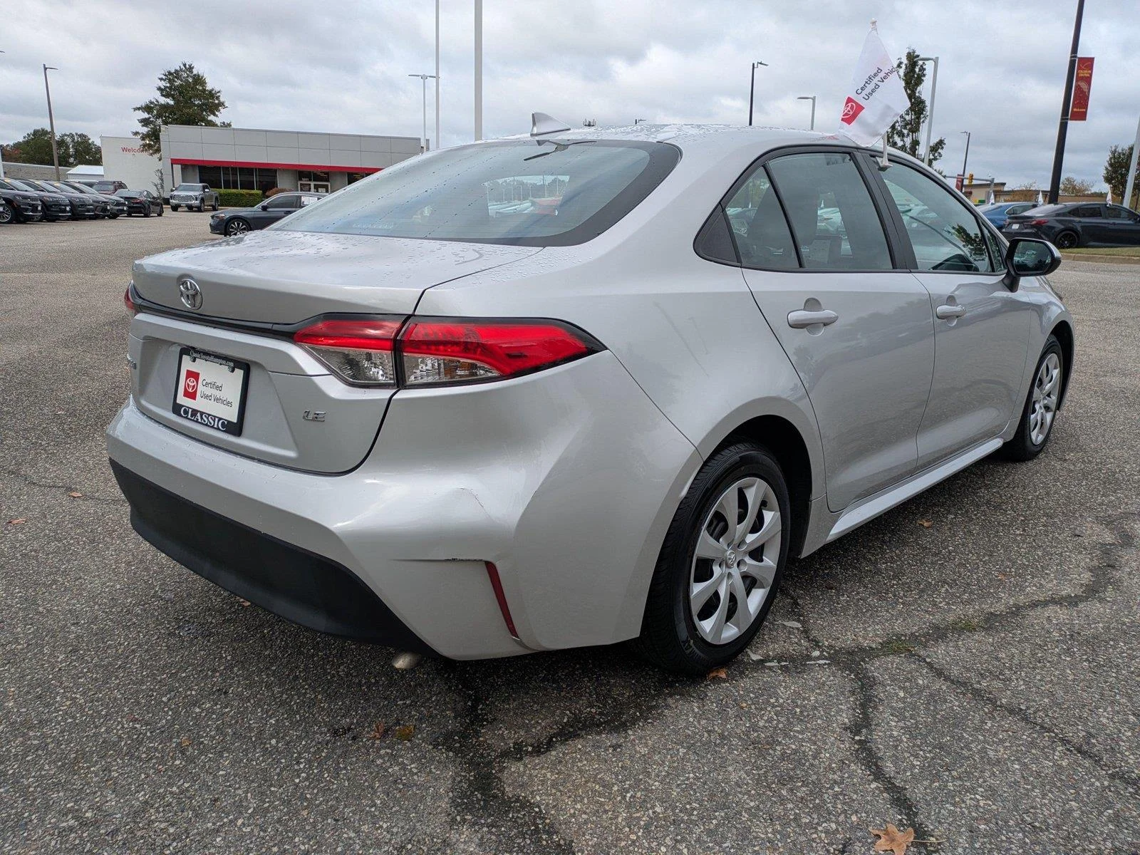 Certified Used 2024  Toyota LE image 4