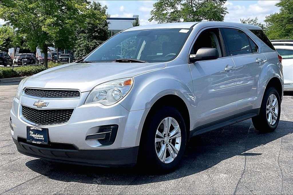 Used 2014 Silver Chevrolet LS image 15