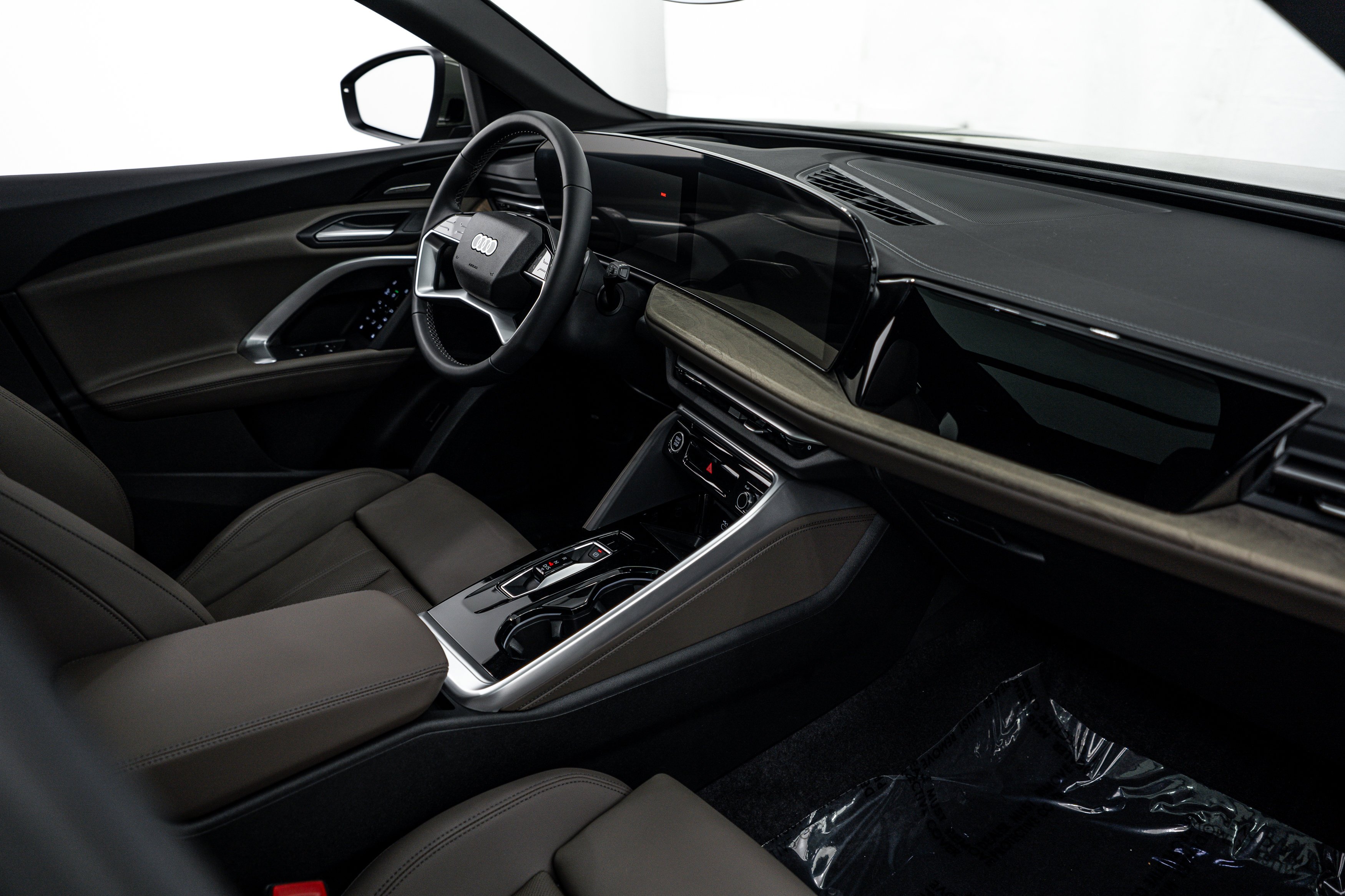 Used 2025 District Green Metallic Audi Premium Plus image 16