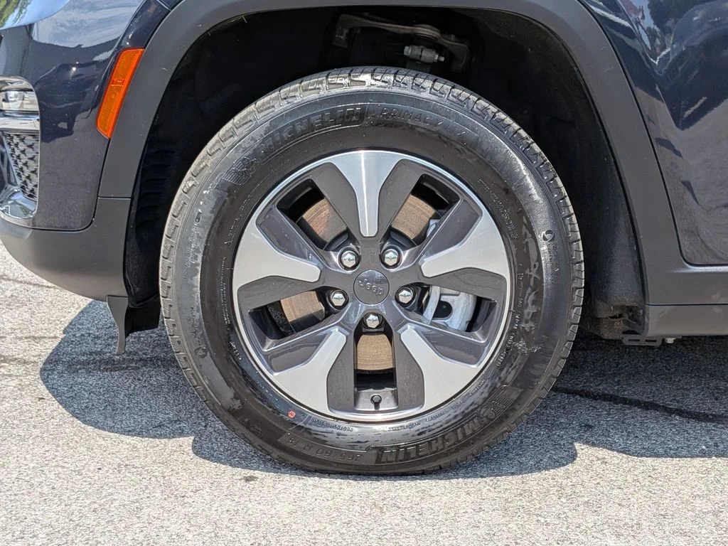 Used 2023 Black Jeep 4xe image 33