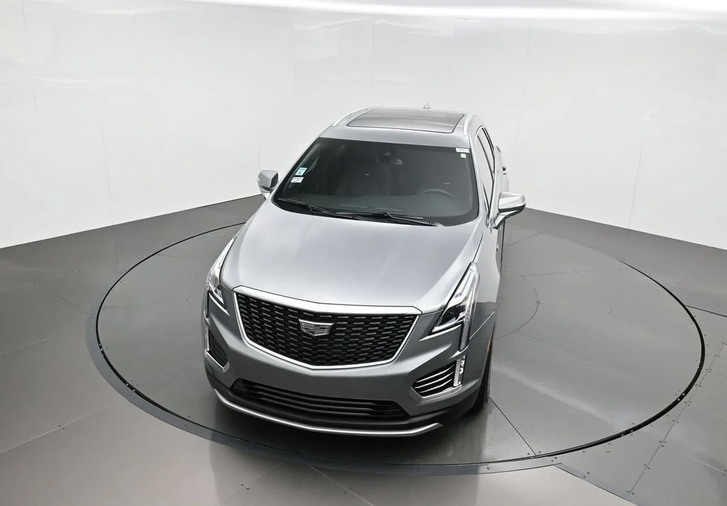 Used 2024 Argent Silver Metallic Cadillac Premium Luxury image 36