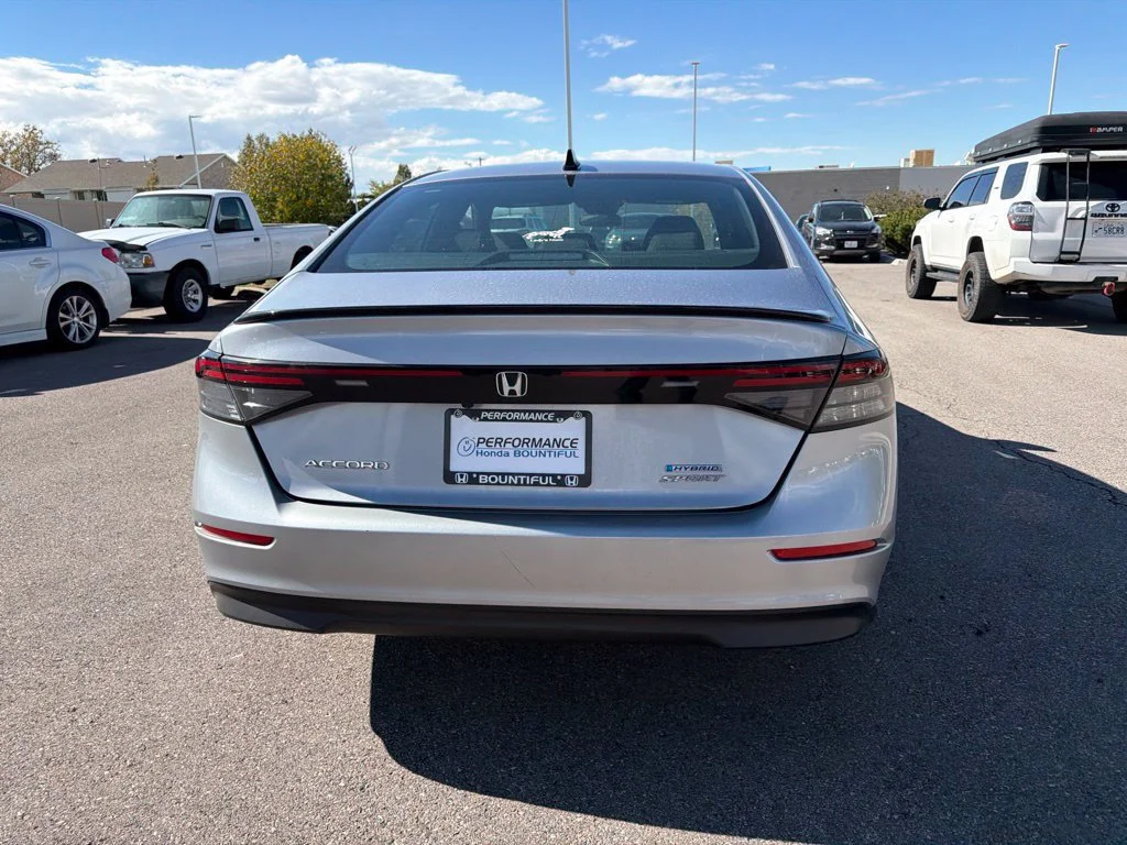 Used 2023 Lunar Silver Metallic Honda Sport image 6