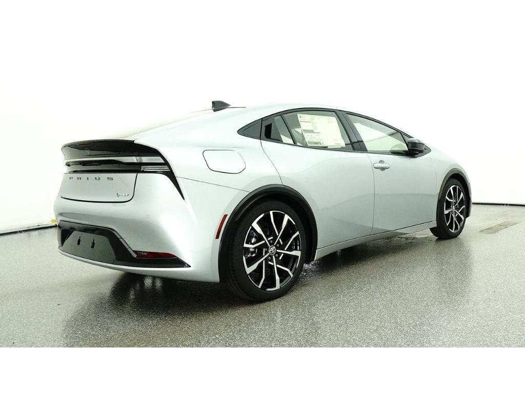New 2026 Cutting Edge Toyota XSE image 25
