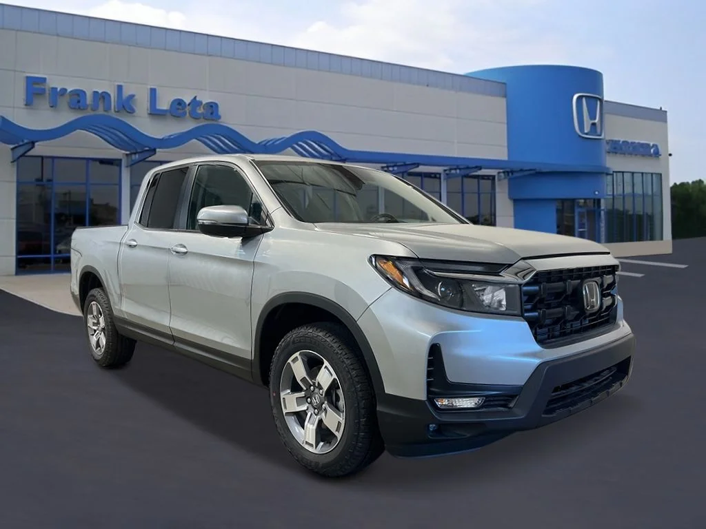New 2026 Solar Silver Metallic Honda RTL image 8