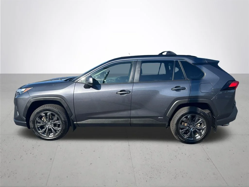 Used 2024 Gray Toyota XLE Premium image 10