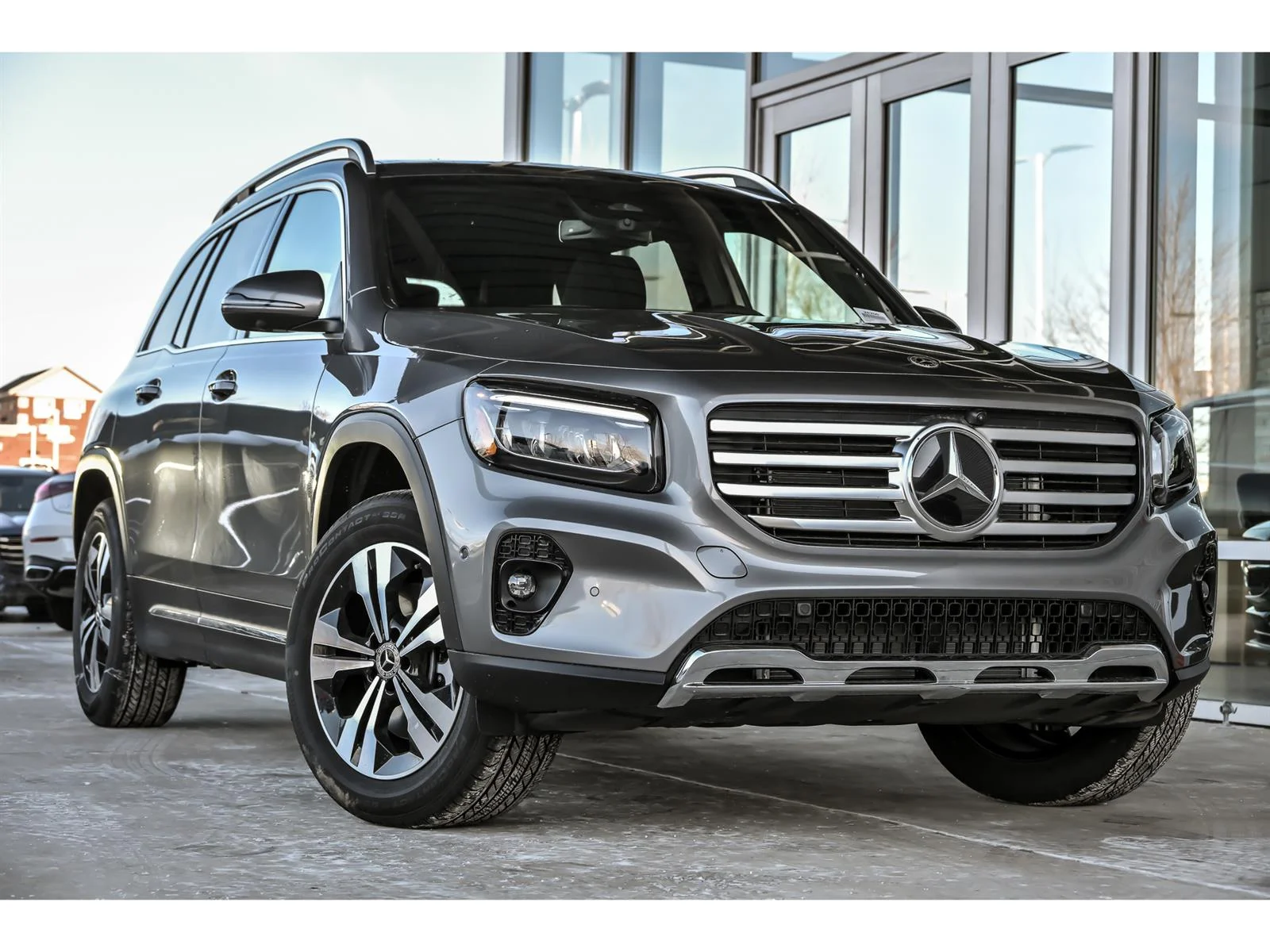New 2026 Mountain Grey Metallic Mercedes-Benz GLB 250 image 1