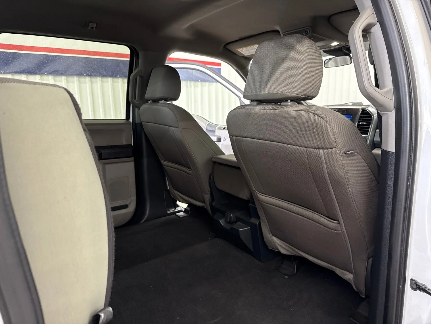 Used 2022 Oxford White Ford XLT image 19
