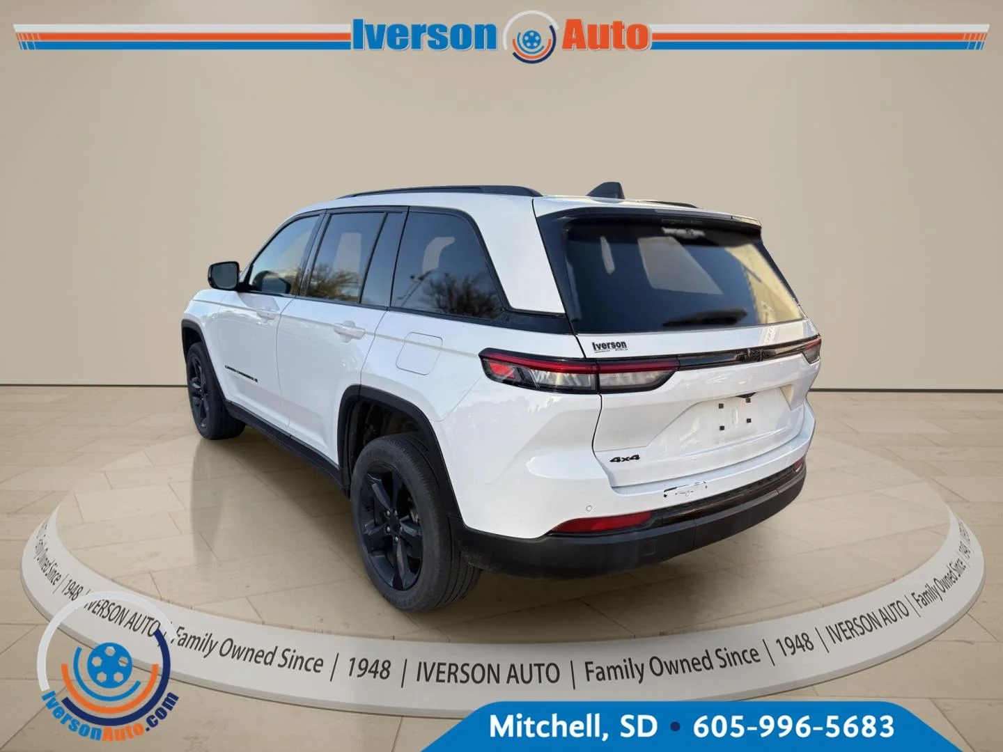 Used 2023 Bright White Clearcoat Jeep Altitude X image 7