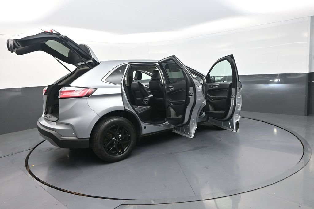 2023 Ford Edge SEL - Photo 37