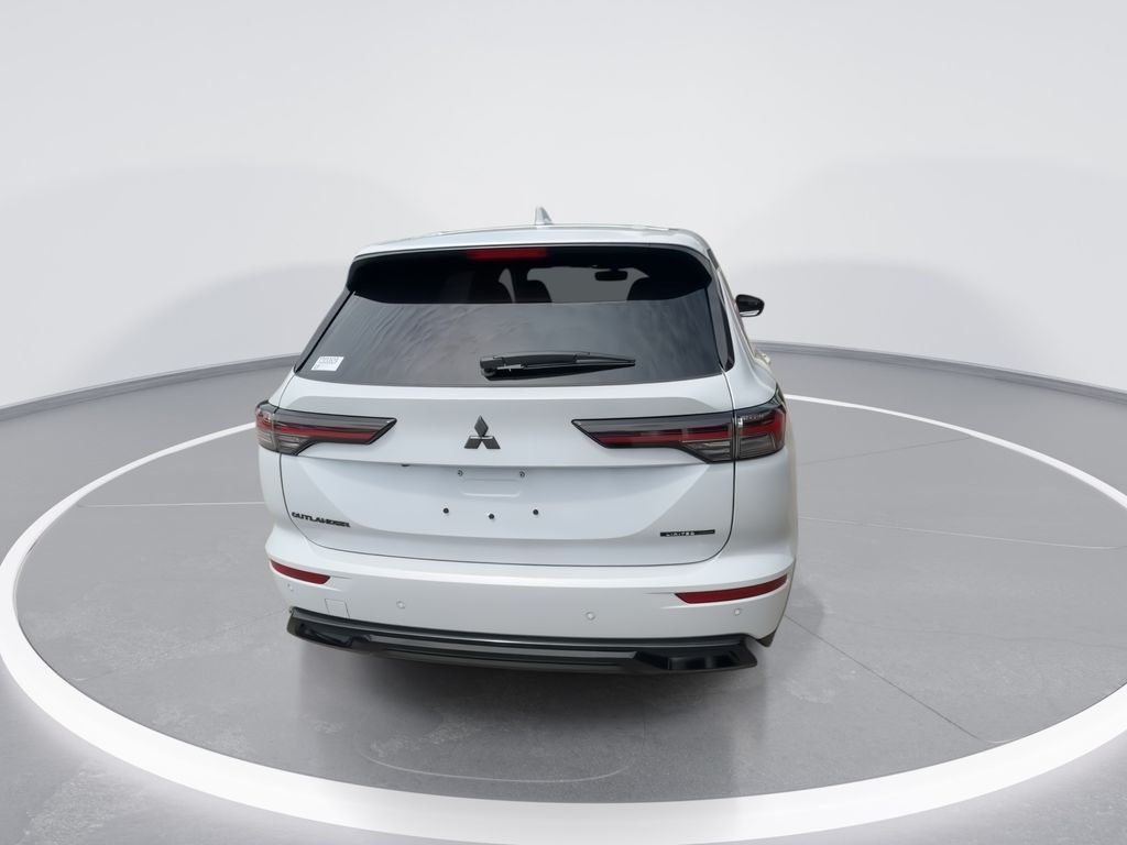 New 2026 White Mitsubishi LE image 7