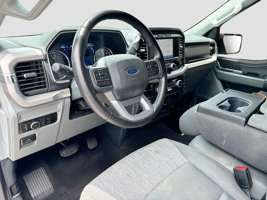 Used 2023 White Ford XLT image 10