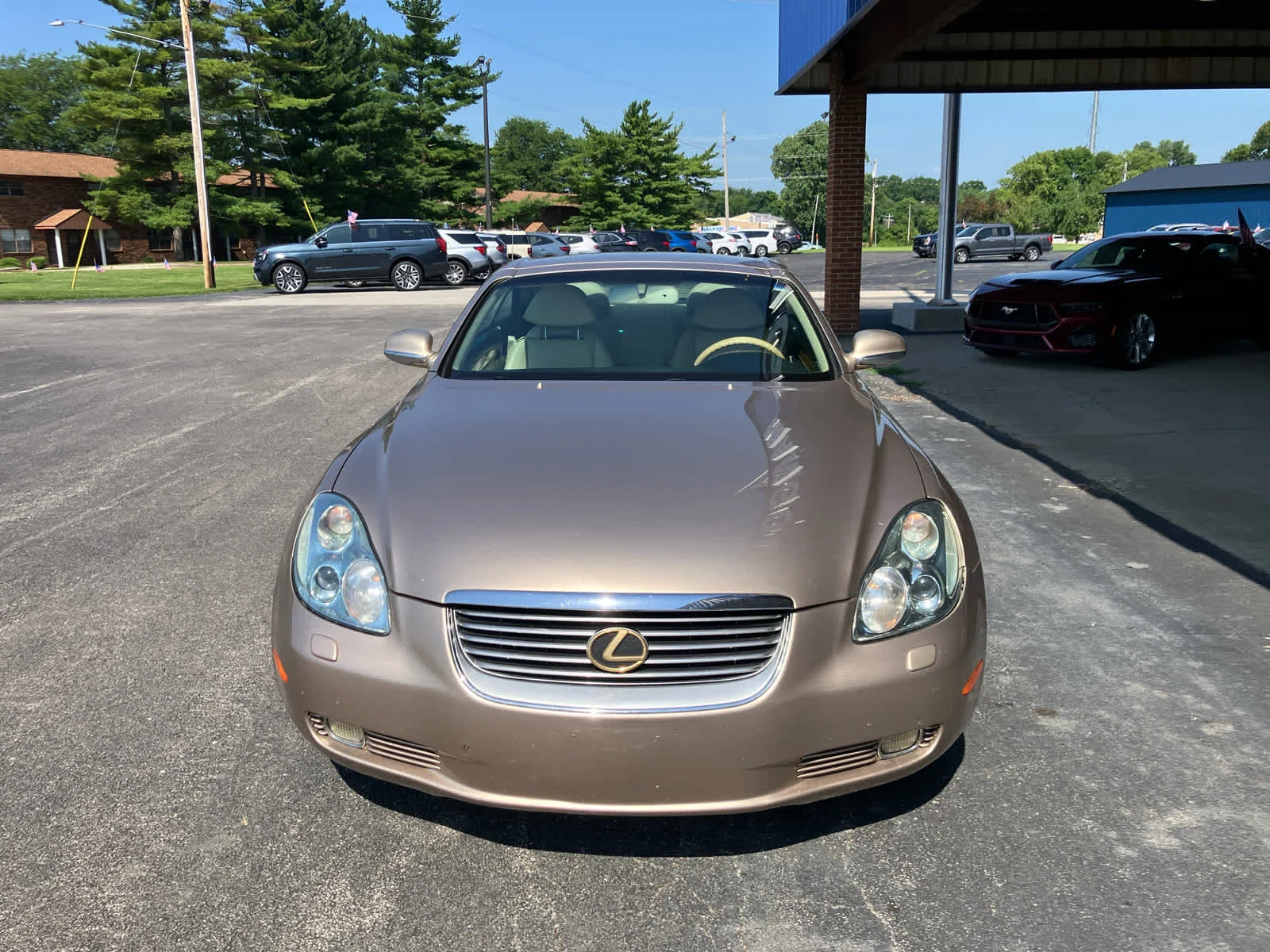 Used 2004 Egyptian Sand Pearl Lexus  image 3