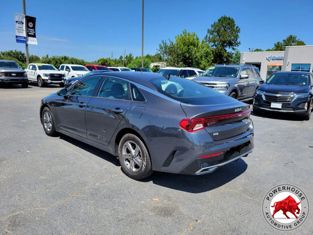 Used 2023 Gray Kia LXS image 4
