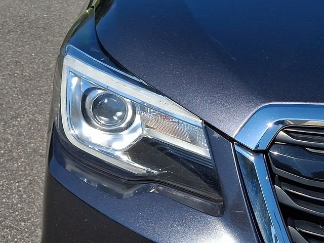 Used 2018 Gray Subaru 2.5i Premium image 10