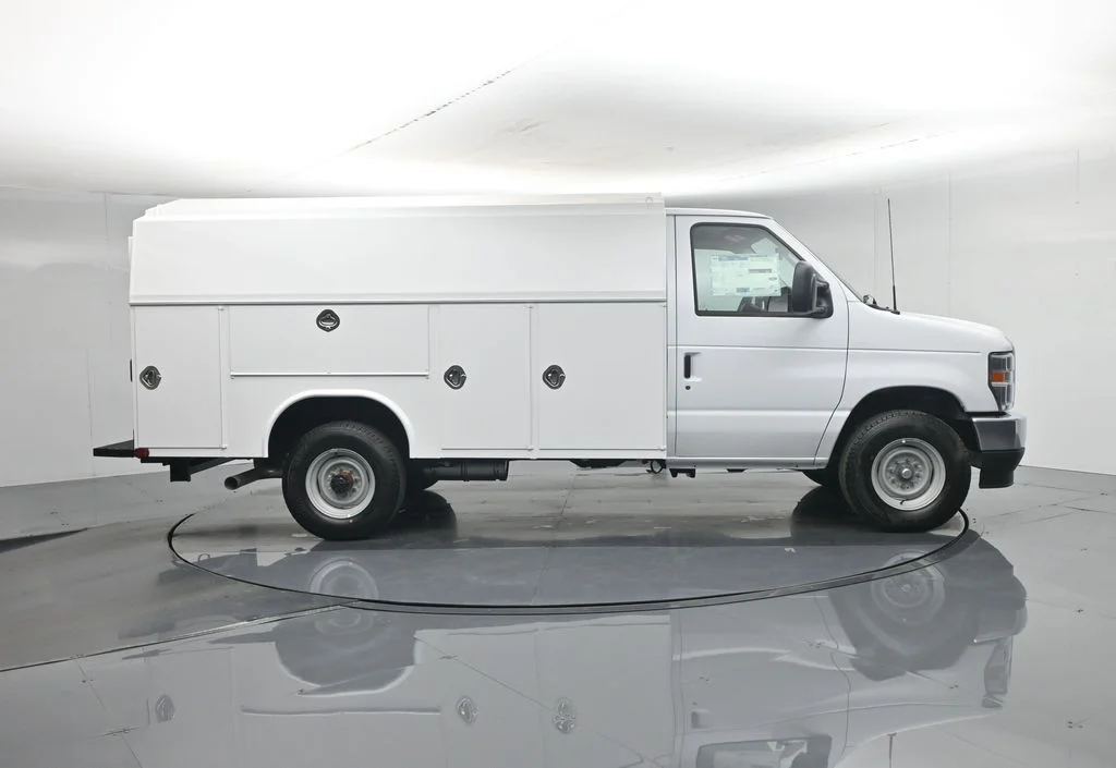 New 2026 White Ford Base image 26