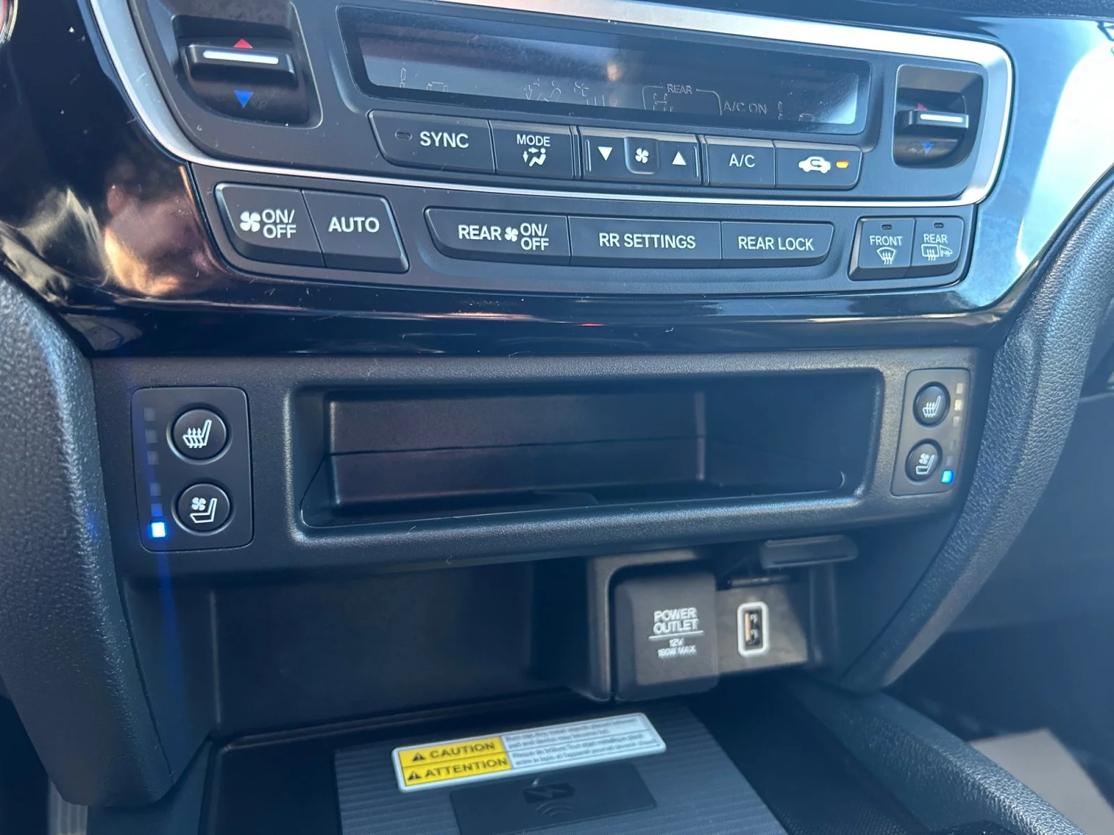 Used 2023 White Honda TOURING AWD image 24