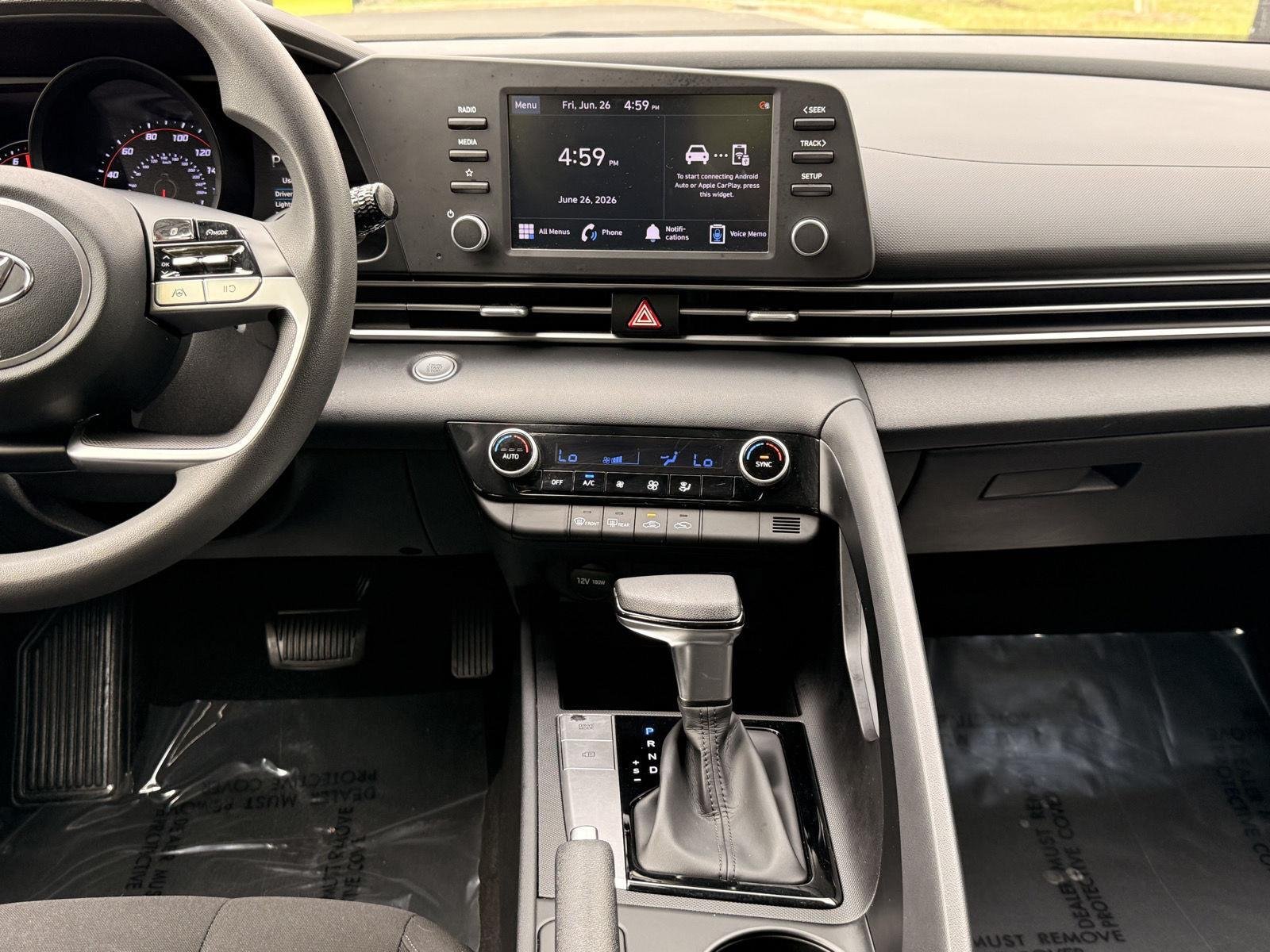 Used 2022 Quartz White Hyundai SEL image 23