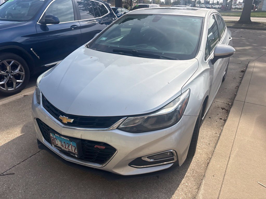 Used 2016 Silver Ice Metallic Chevrolet Premier image 2