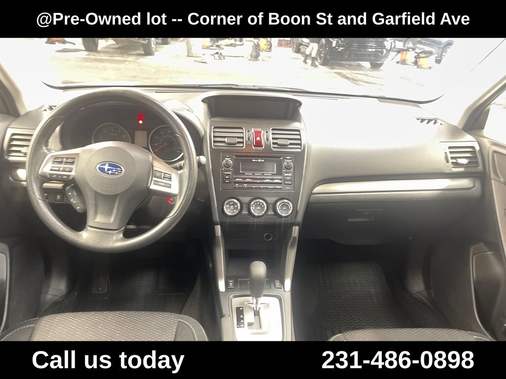 Used 2014 Silver Subaru 2.5i Premium image 18