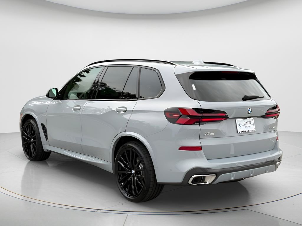 New 2026 Brooklyn Grey Metallic BMW xDrive40i image 7