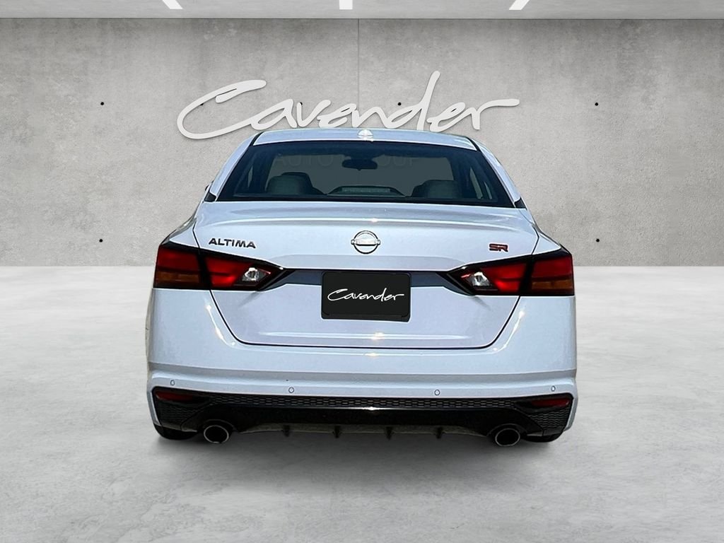 Used 2024 Gray Nissan 2.5 SR image 15