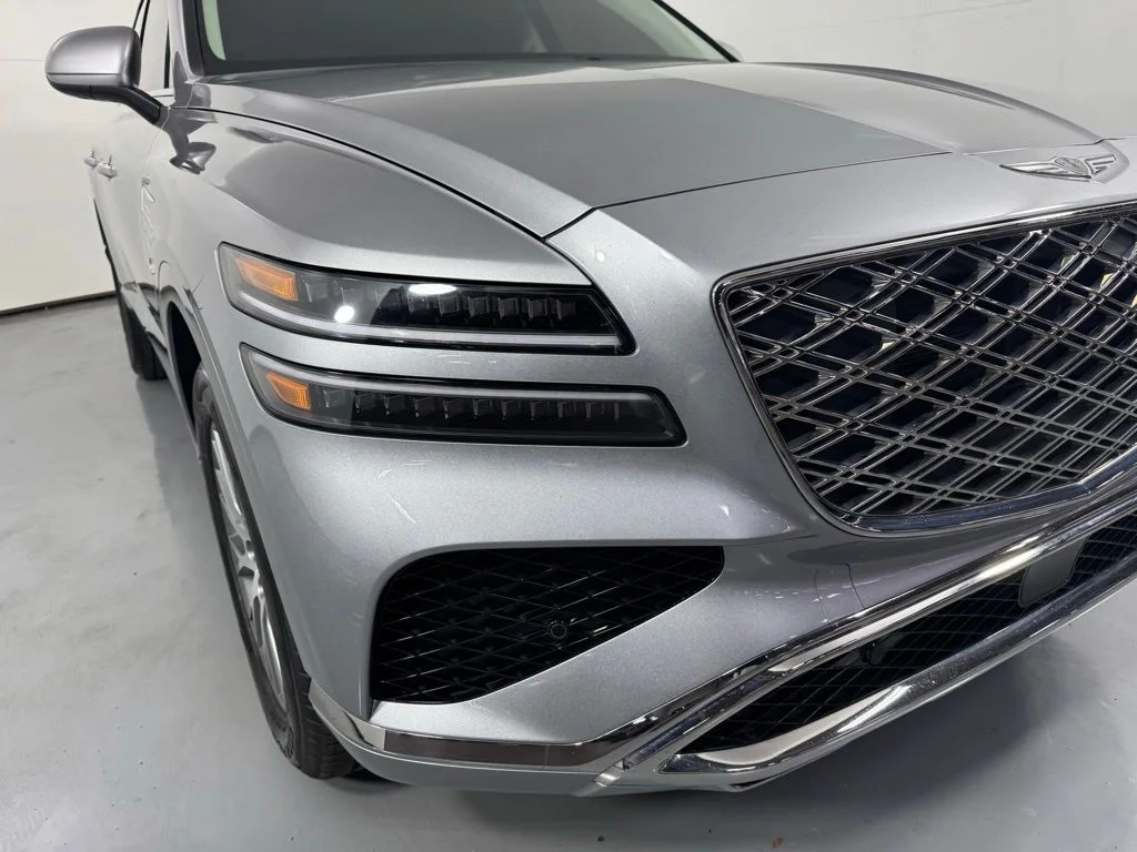 Used 2025 Silver Genesis 2.5T image 9