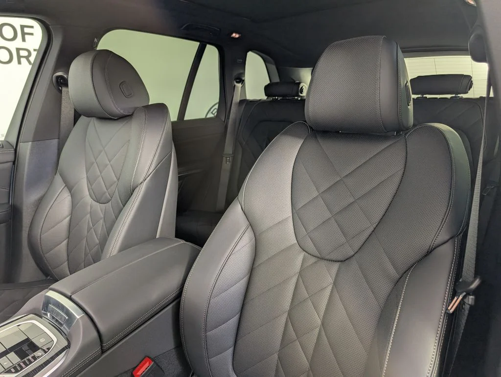 New 2026 Gray BMW xDrive40i image 12