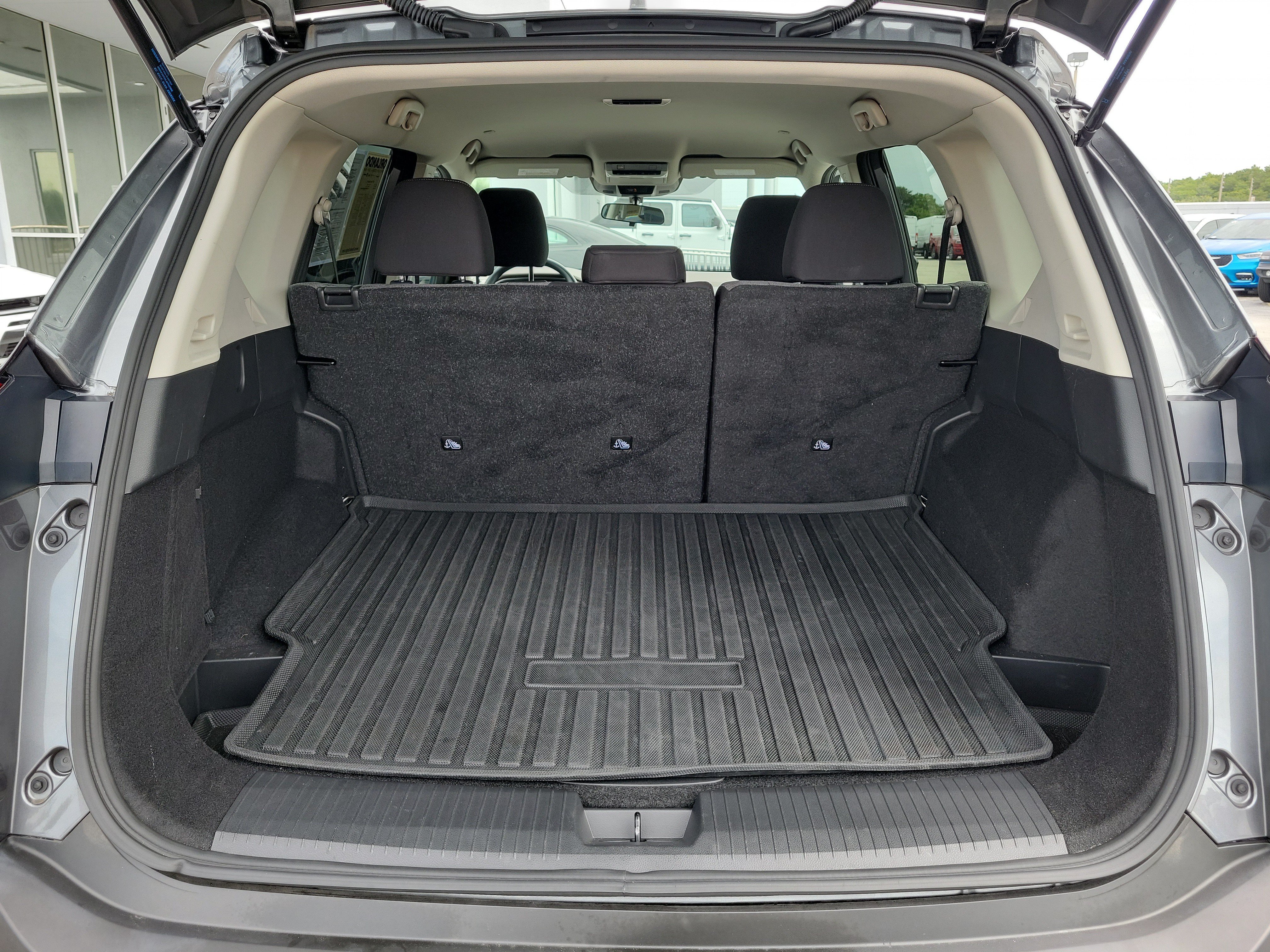 Used 2023 Gun Metallic Nissan SV image 10