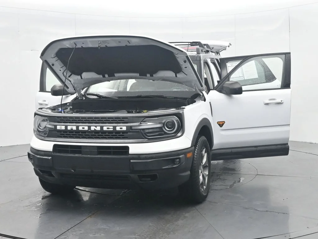 Certified Used 2021 Oxford White Ford Badlands image 56